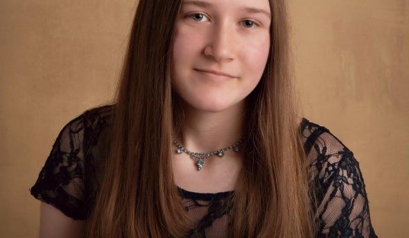 Headshot of a female student.